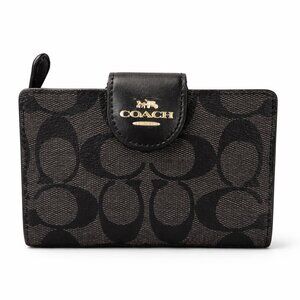 Brand New Coach Wallet NWOT